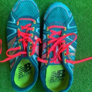 New Balance Size 6 Women's Racing Shoes